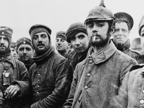 Soldados alemanes y británicos durante la tregua de Navidad